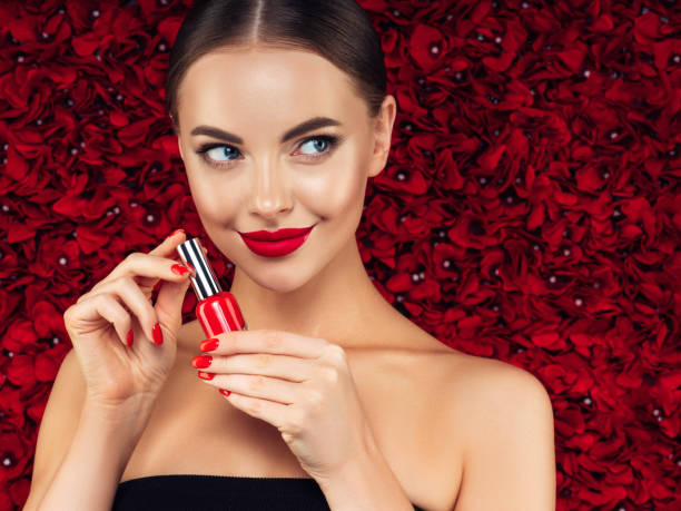 20-Year-Old Launched Fashion Nails business And Earned Millions fashion nails