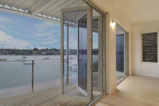 Are Aluminum Fly Screen Doors the Right Choice for Your Home?