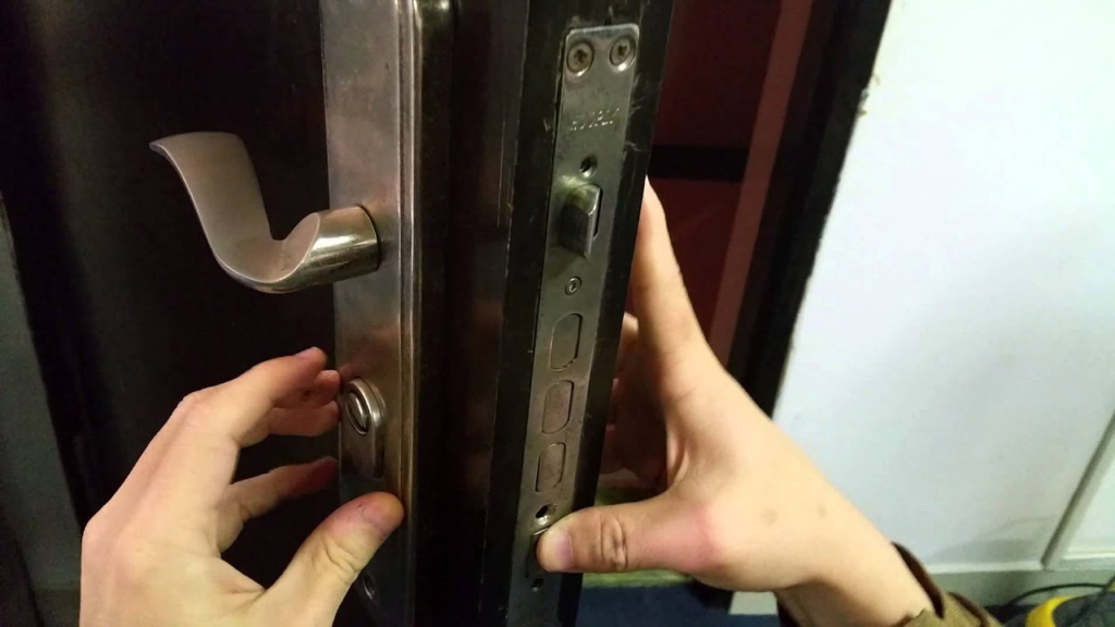 Replacing a Damaged Lock Spindle: A Comprehensive Guide