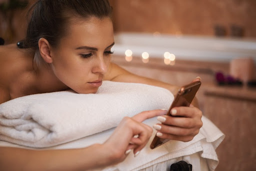 Why a Business Trip Massage is a Must for Professionals
